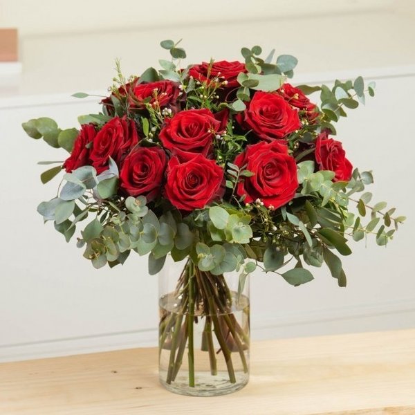 Bouquet (T-Corto) de 12 Rosas