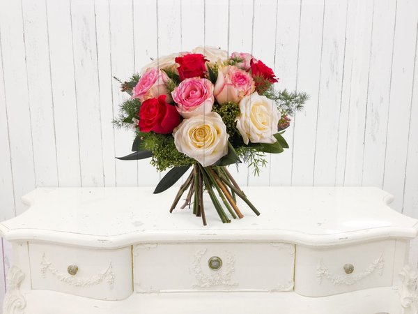 Bouquet de 12 Rosas Multicolor